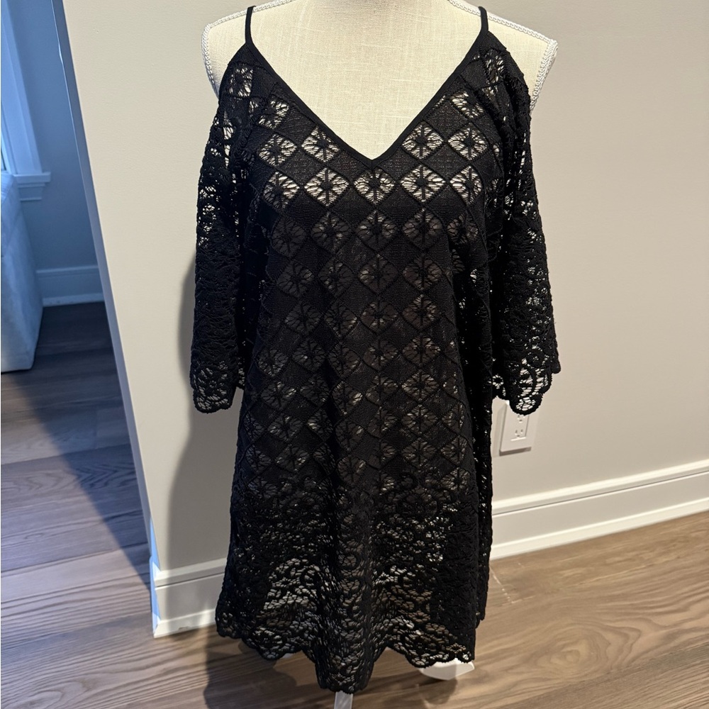 Amita Naithani Black Lace Cover up sz Med